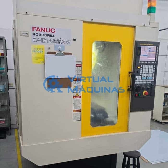 Centro De Furação E Rosqueamento Com Quarto Eixo Fanuc Robodril