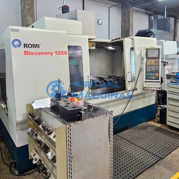 Centro De Usinagem Romi 1250 Com Quarto Eixo E Comando Fanuc
