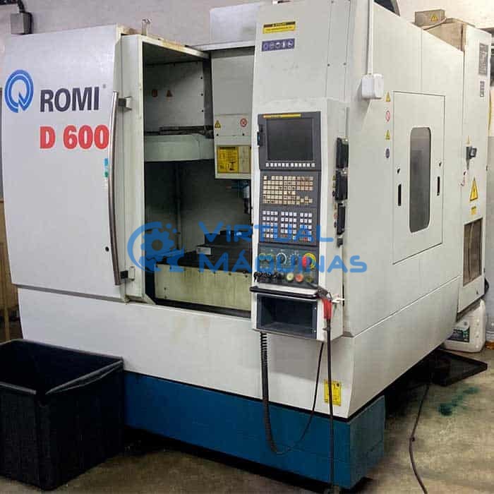 Centro De Usinagem Romi D600 (xyz) 600 X 530 X 580 Mm Ano 2013