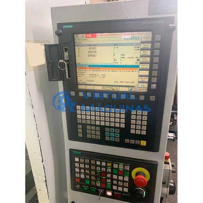 Centro De Usinagem Romi Modelo D1000 De Alta Performance