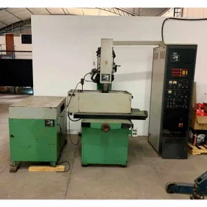 Virtual Máquinas Operatrizes CNC e Convencionais, novas e usadas. Centro de Usinagem, Fresadora CNC, Torno CNC e Equipamentos.