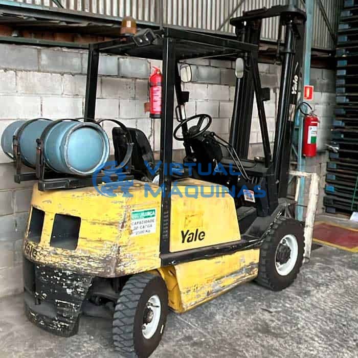 Empilhadeira Marca Yale Capacidade De 2,5 Ton