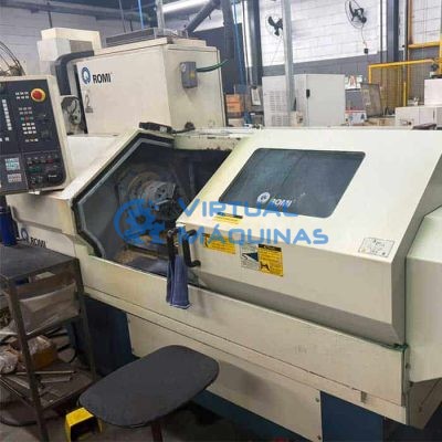Torno Cnc Romi Centur 30d Ano 2011 Comando Siemens Virtual Máquinas Operatrizes CNC e Convencionais, novas e usadas. Centro de Usinagem, Fresadora CNC, Torno CNC e Equipamentos.