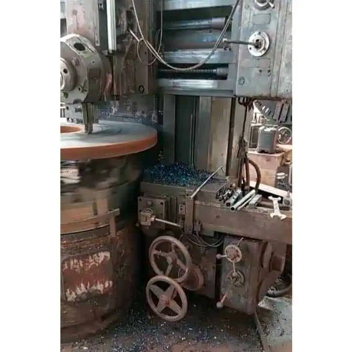 Torno Vertical Marca Kna (polônia) Com Passagem Até 1420 Mm